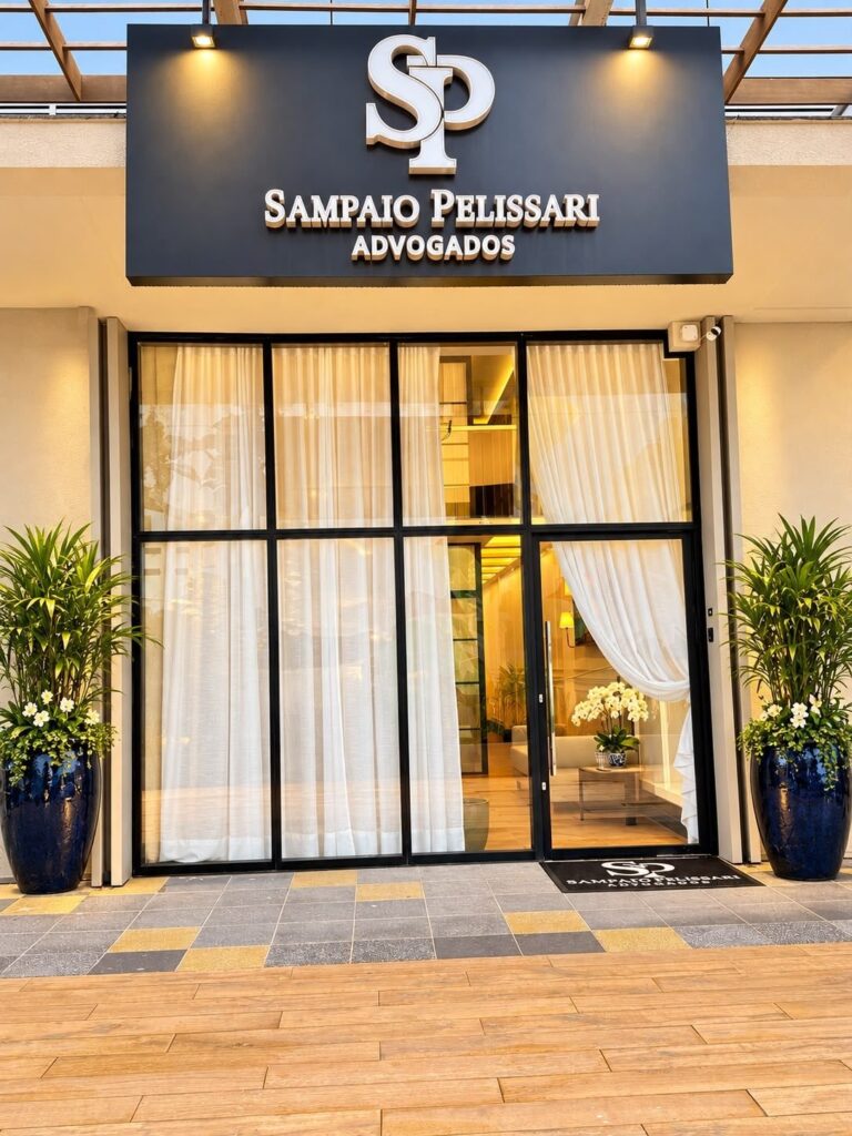Fachada do escritório SampaioPelissari Advogados no Highline Mall, Enseada do Suá, Vitória/ES